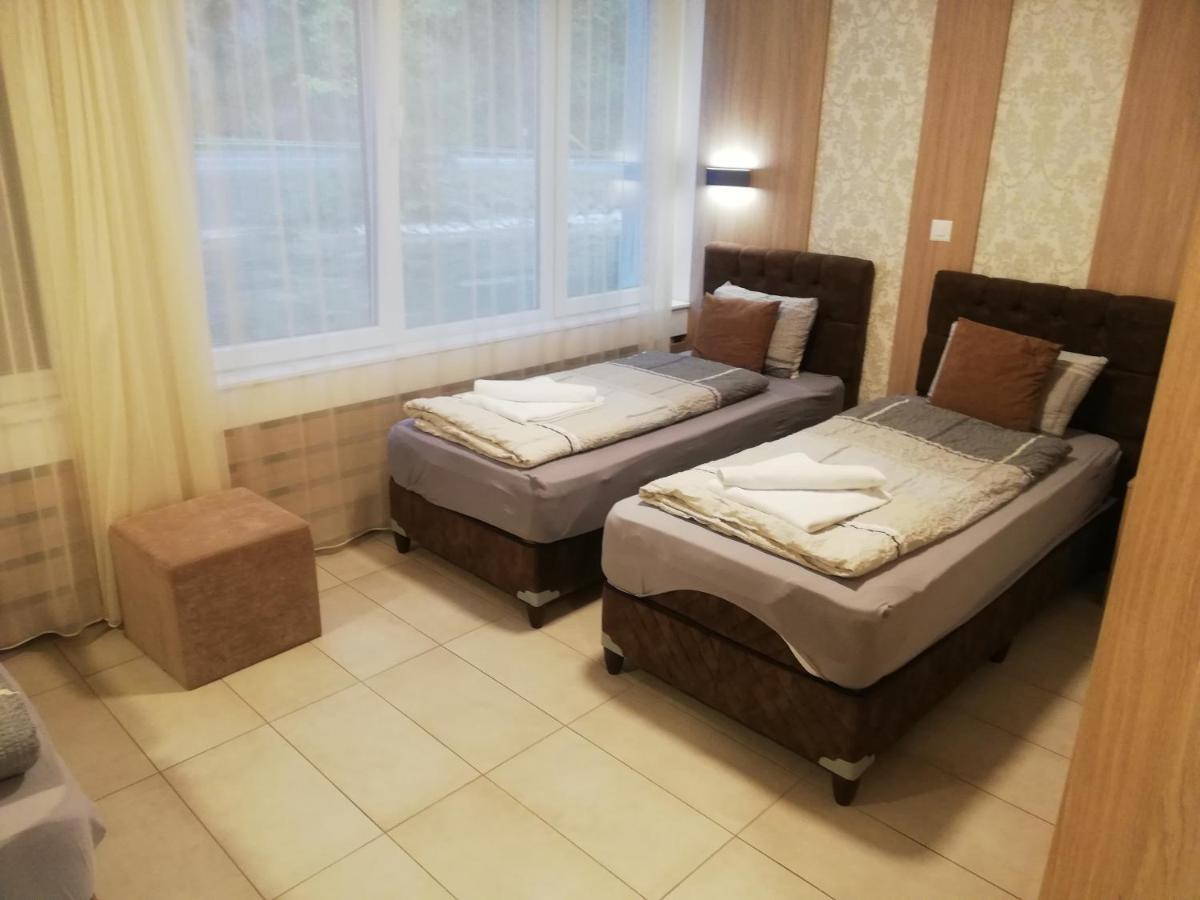 Helvetia Hotel Seewen  Luaran gambar