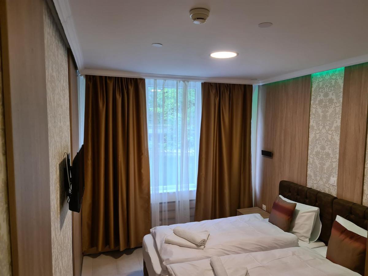 Helvetia Hotel Seewen  Luaran gambar