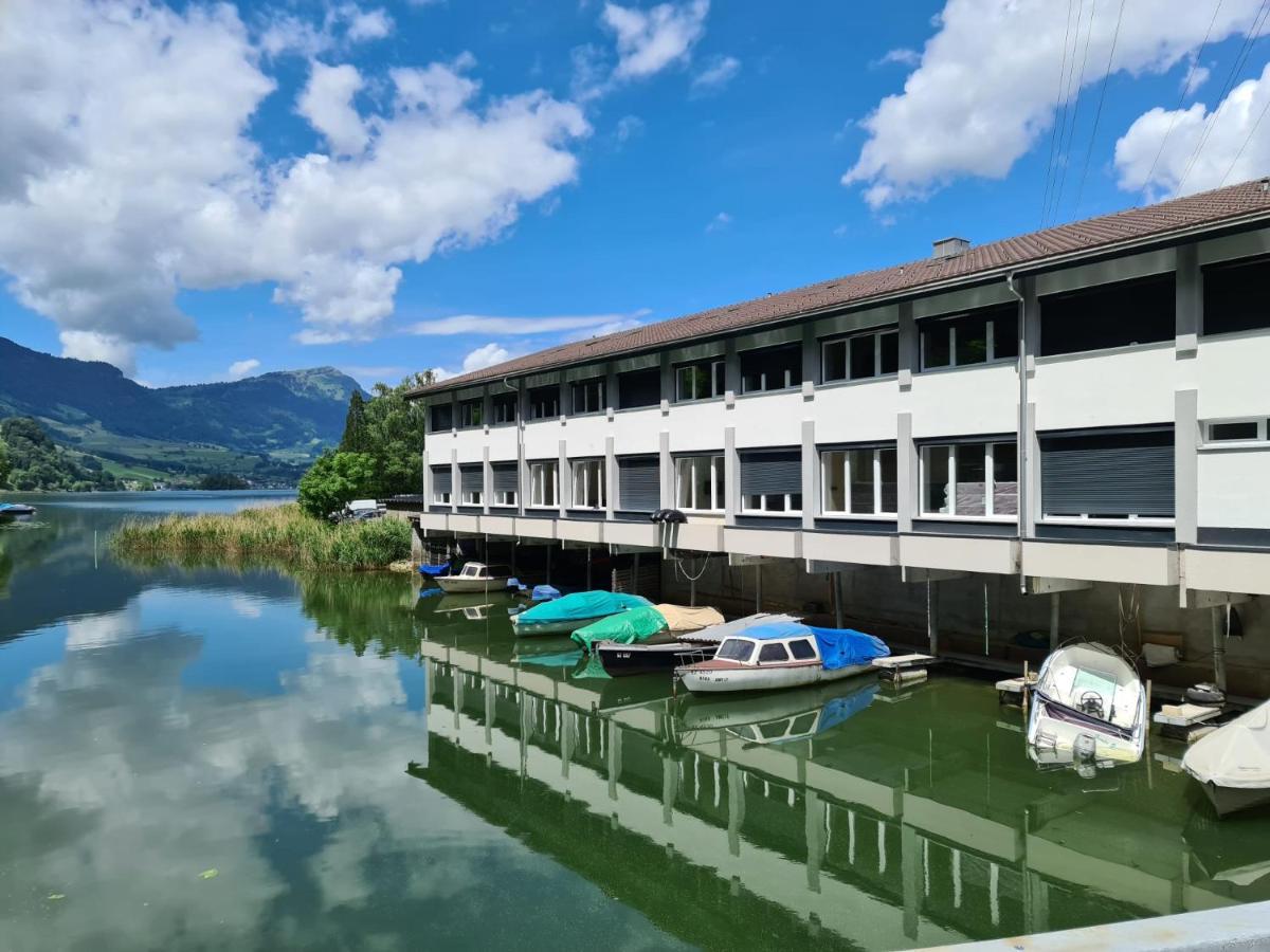 Helvetia Hotel Seewen  Luaran gambar